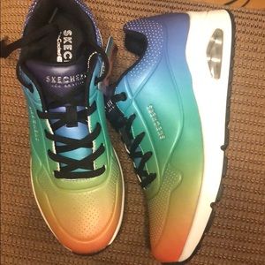 Snicker from skecher